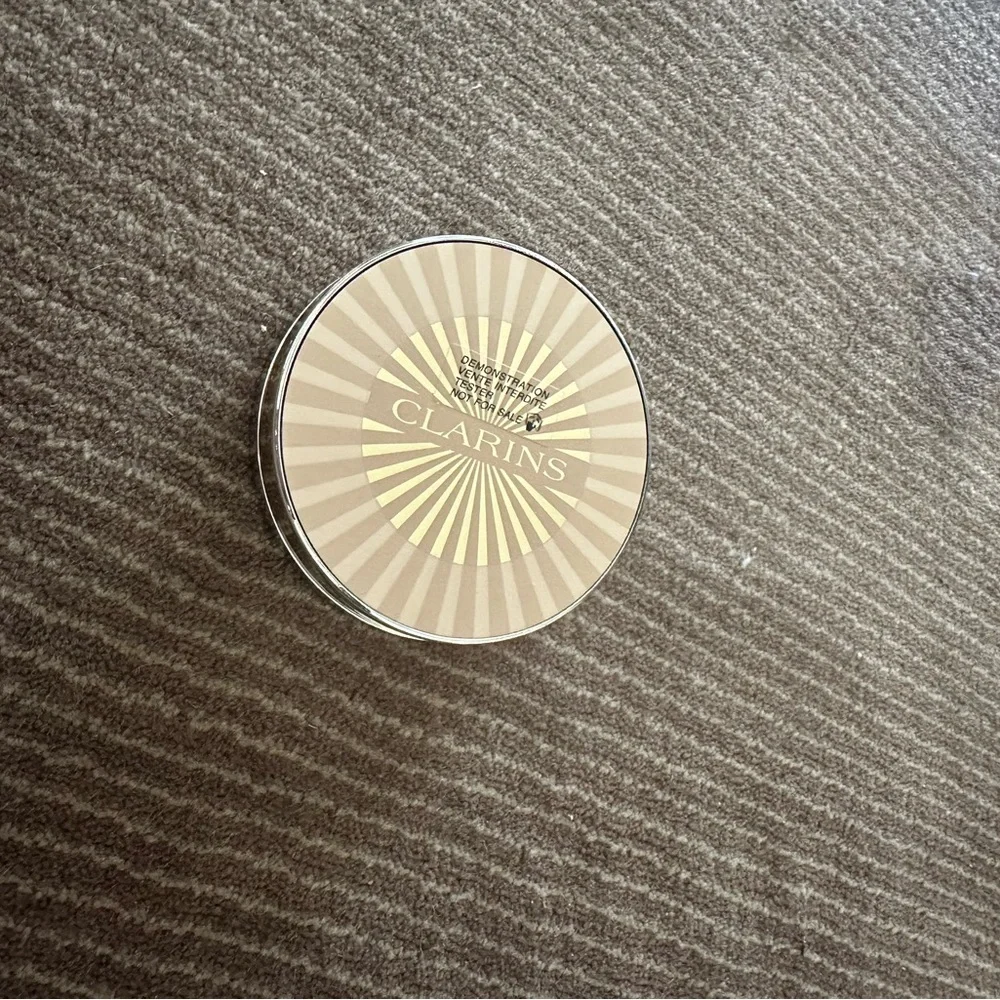 Clarins Bronzing Powder Compact in Warm Brown & Gold Case